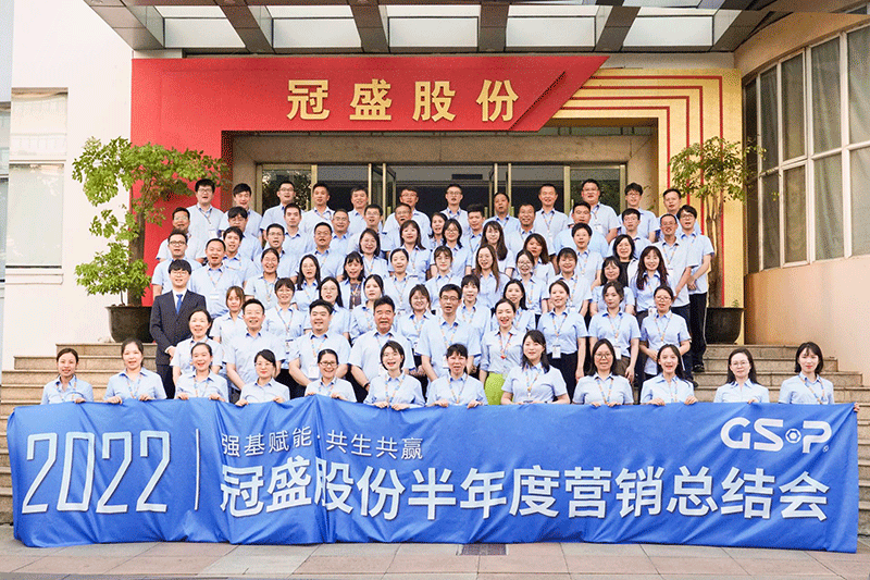 1730782733744073128.gif 合影修图.gif